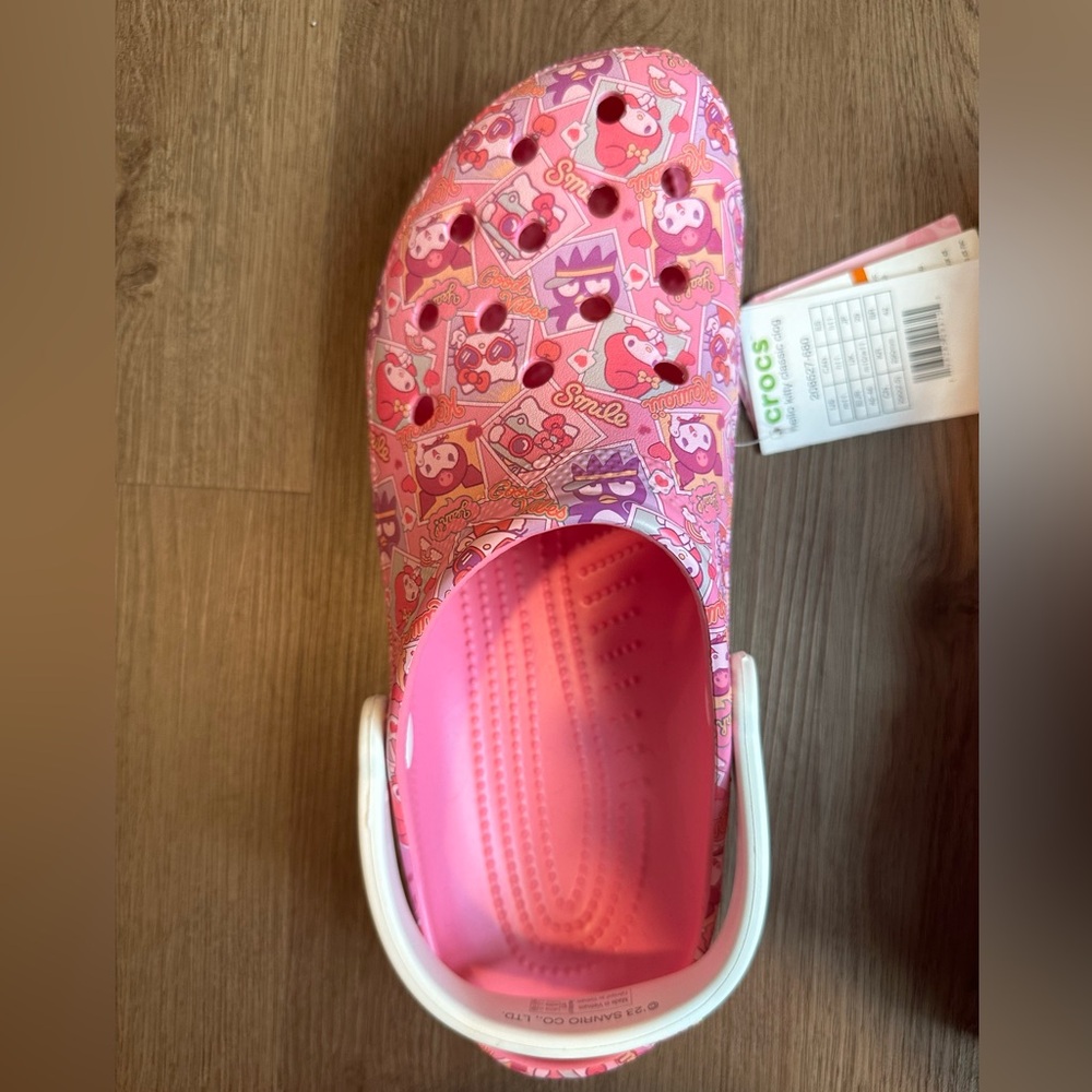 CROCS hello kitty classic clog - Picture 2 of 10